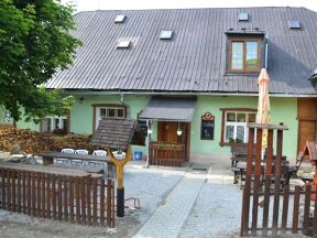 Penzion U Jelena - Hrab�ice