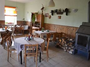 Penzion U Jelena - Hrab�ice