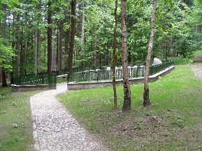 Lesní hřbitov Rudohoří - Bělá pod Pradědem, Domašov
