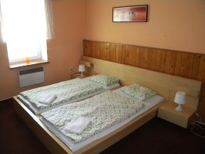 Penzion Restaurace Bohemka - Lipová lázně