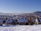 Pohled na město ze sjezdovky Křížový vrch